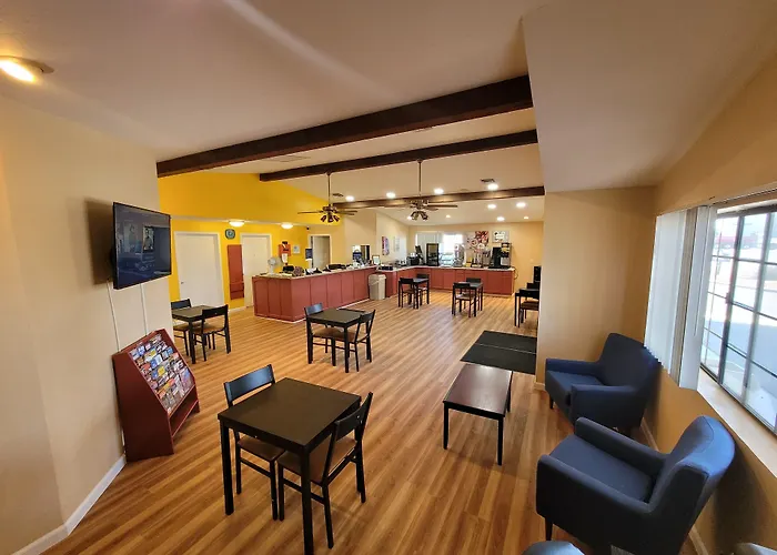 Days By Wyndham Hotel 2*